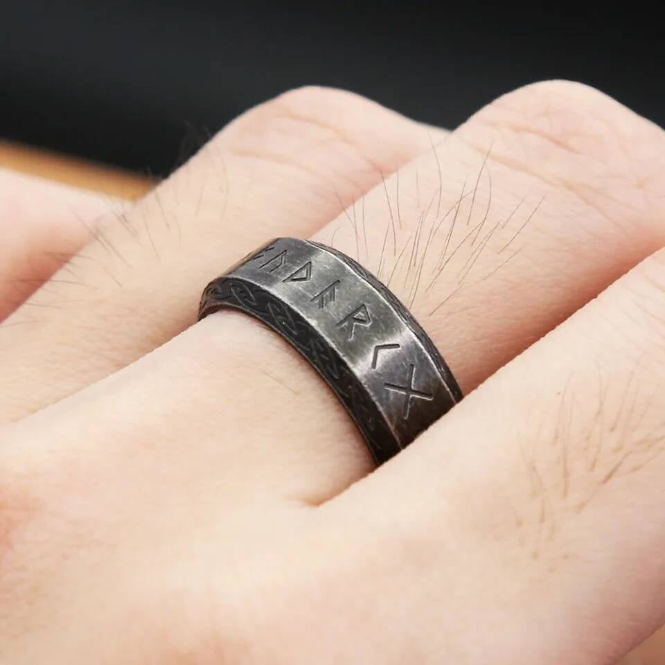 Viking Rune & Celtic Knot Ring – 316L Stainless Steel Unisex Amulet