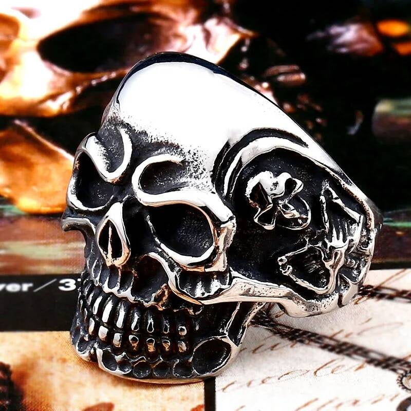 Skull Ring with Gold Skeleton Detail – Stainless Steel Gothic Jewelry