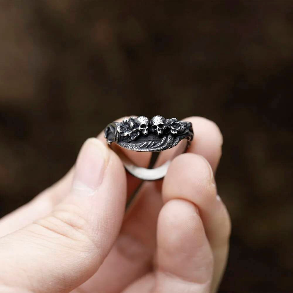 Vintage Fashion Punk Flower Domineering Skull Ring Biker Motorcycle Jewelry