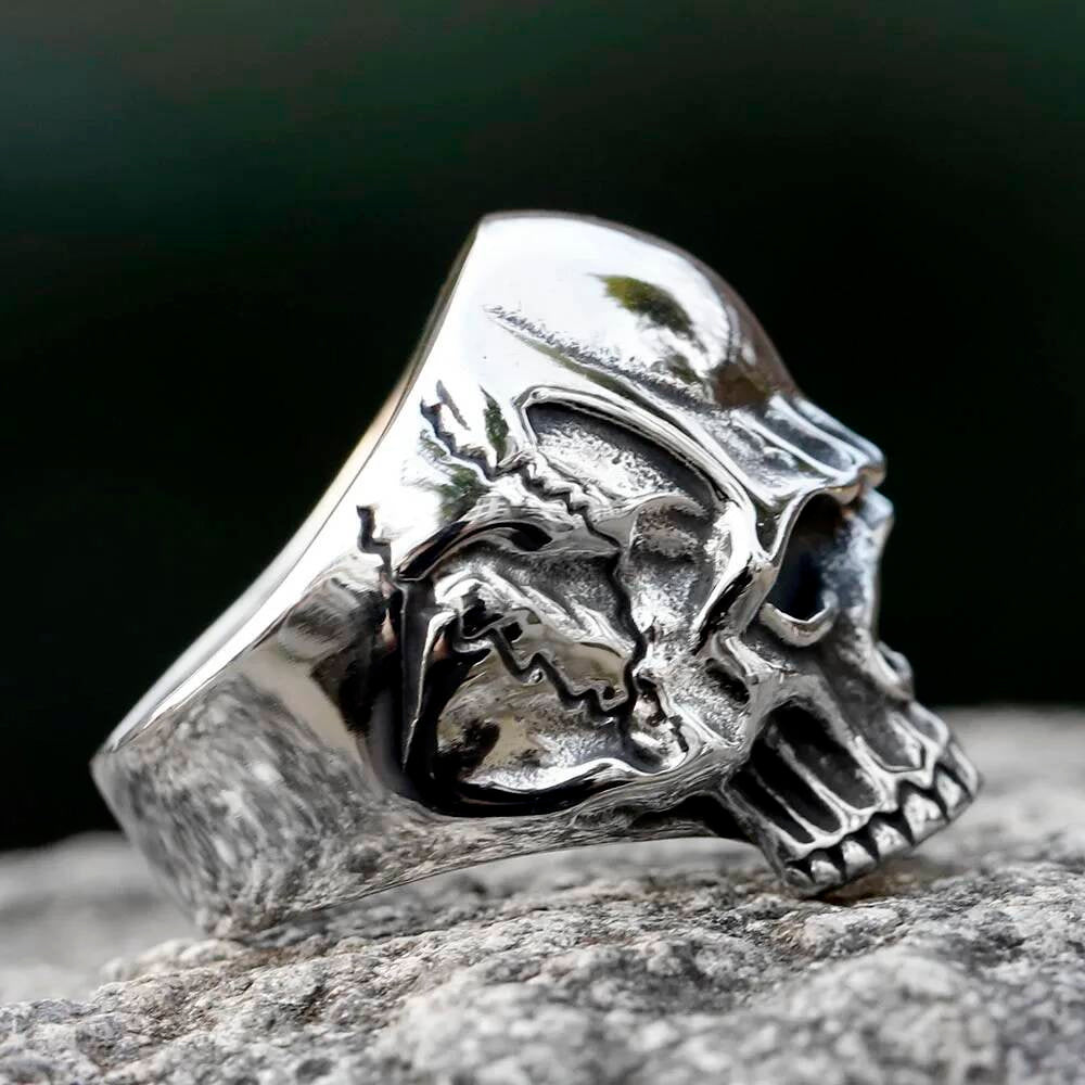 Vintage Gothic Black Skull Ring – 316L Stainless Steel Biker Statement Band