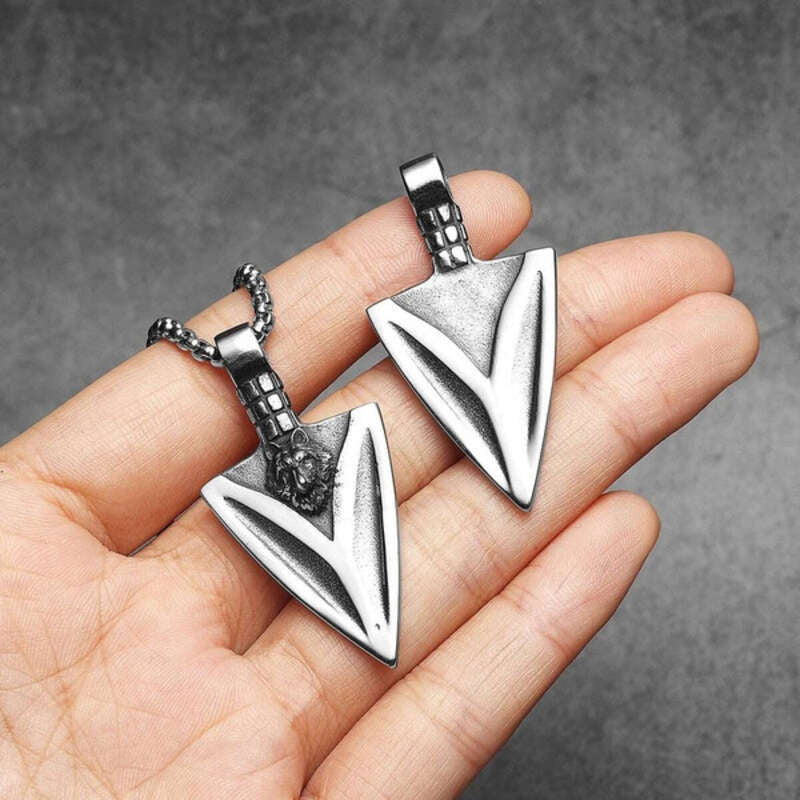 Wolf Head Arrowhead Pendant – Norse Stainless Steel Warrior Necklace