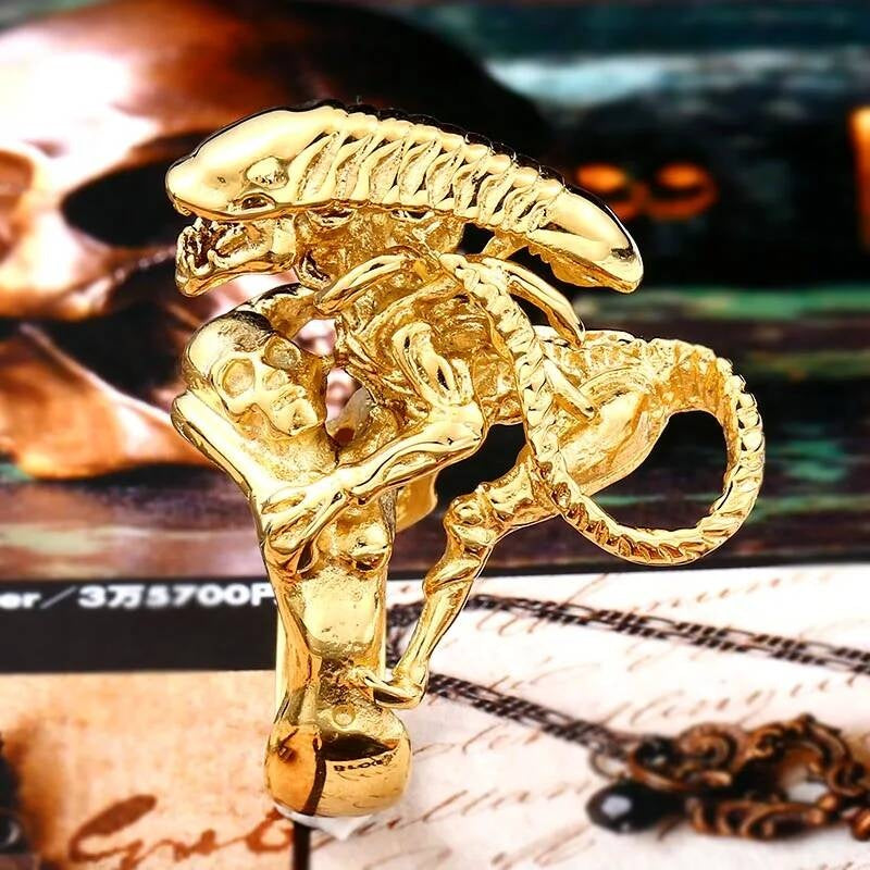 Alien Predator Ring – 316L Stainless Steel Gothic Biker Statement Band