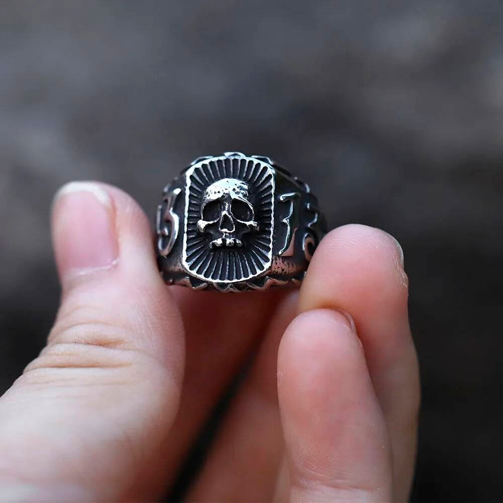 Lucky 13 Skull Ring – Vintage Gothic Stainless Steel Biker Jewelry