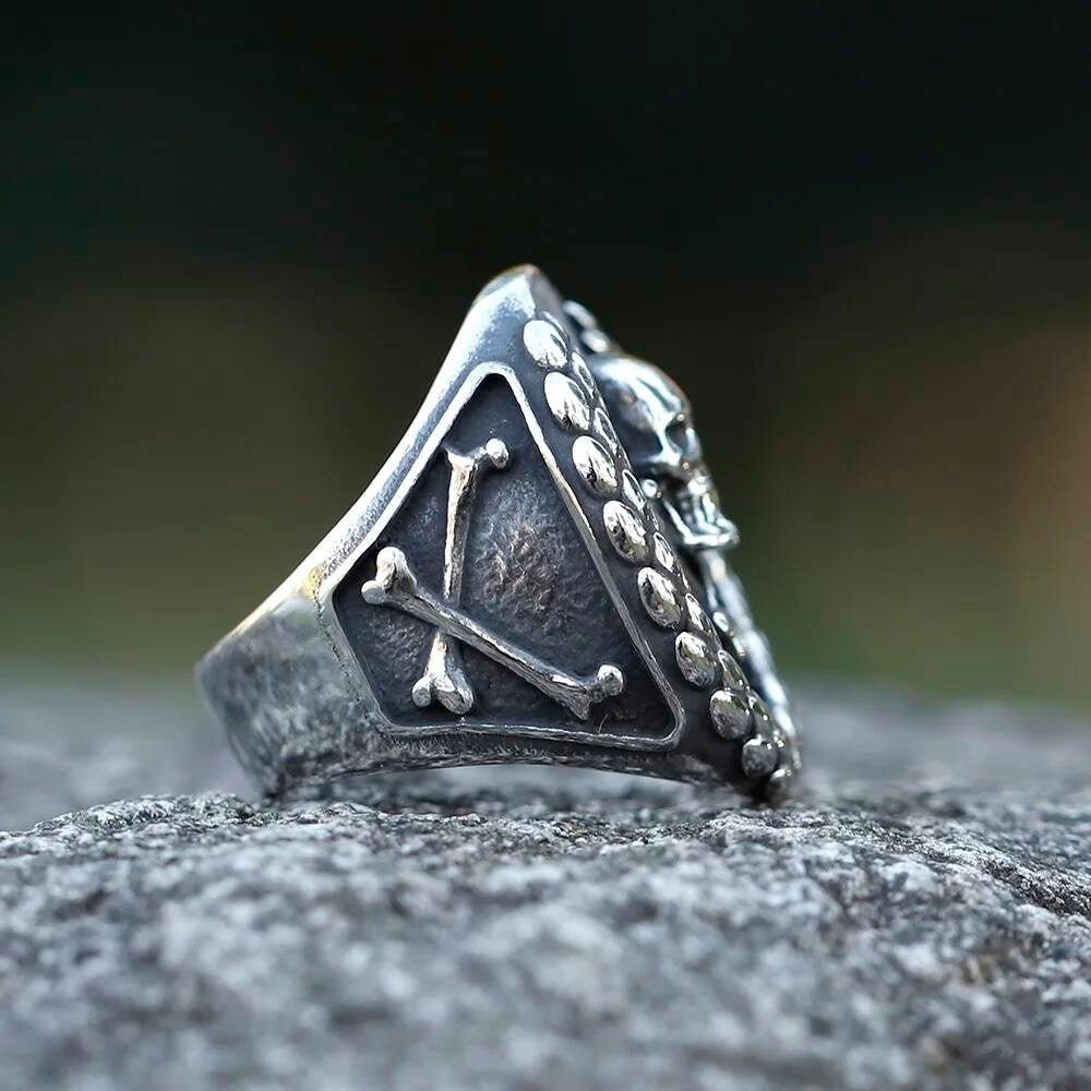 Caarium Skull Band Ring - Gothic Stainless Steel Biker Punk Jewelry Gift