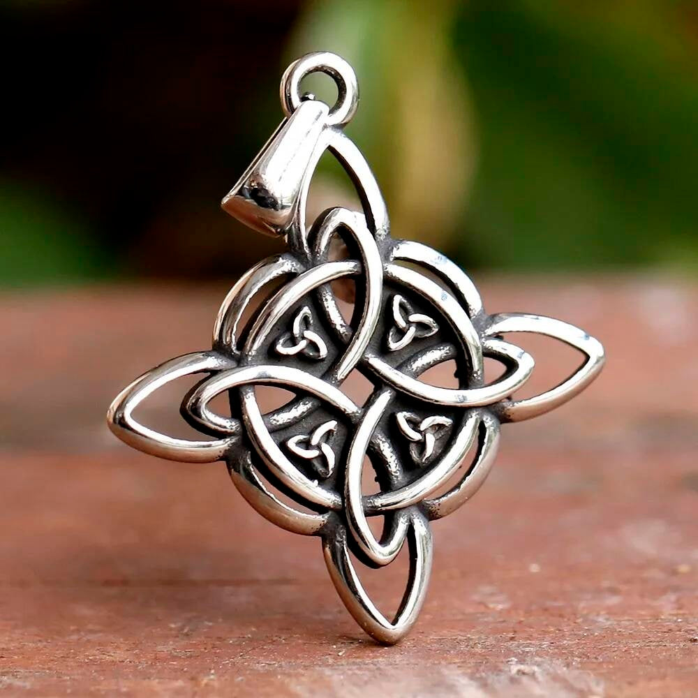 Celtic Knot Pendant – Timeless, Elegant, and Spiritual
