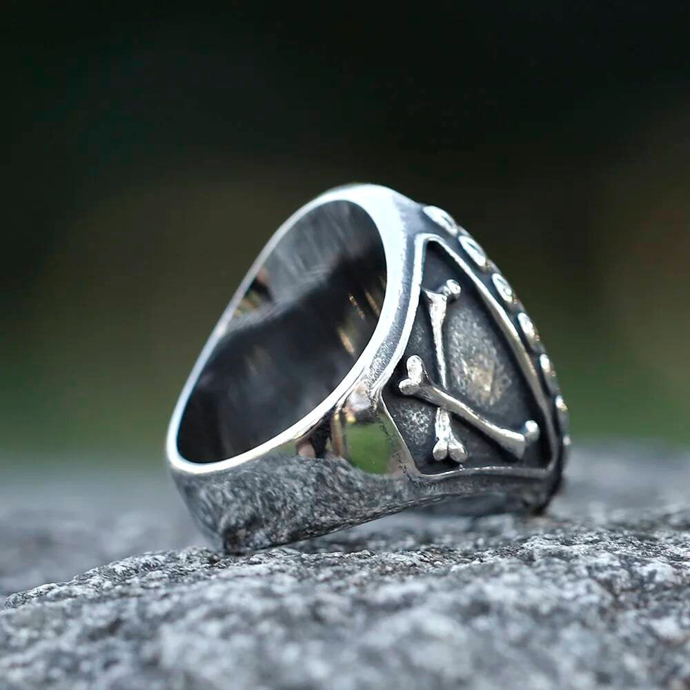 Caarium Skull Band Ring - Gothic Stainless Steel Biker Punk Jewelry Gift