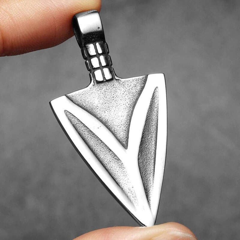 Wolf Head Arrowhead Pendant – Norse Stainless Steel Warrior Necklace