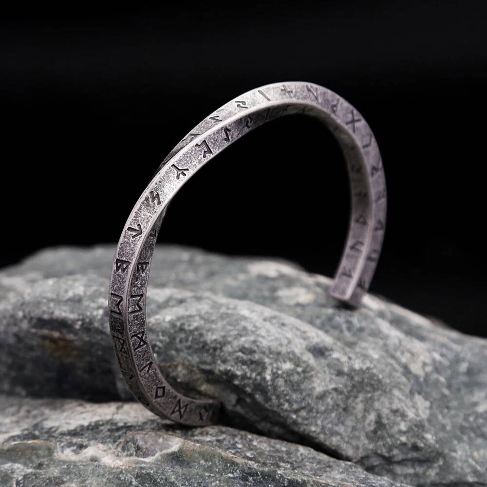 Celtic Knot Bracelet – Stainless Steel Nordic Cuff Style A