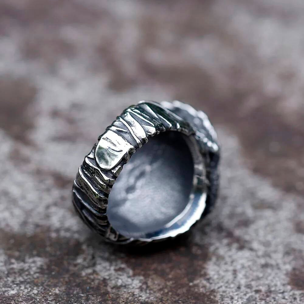 Vintage Hiphop Caarium Skull Ring – 316L Stainless Steel Punk Statement Jewelry