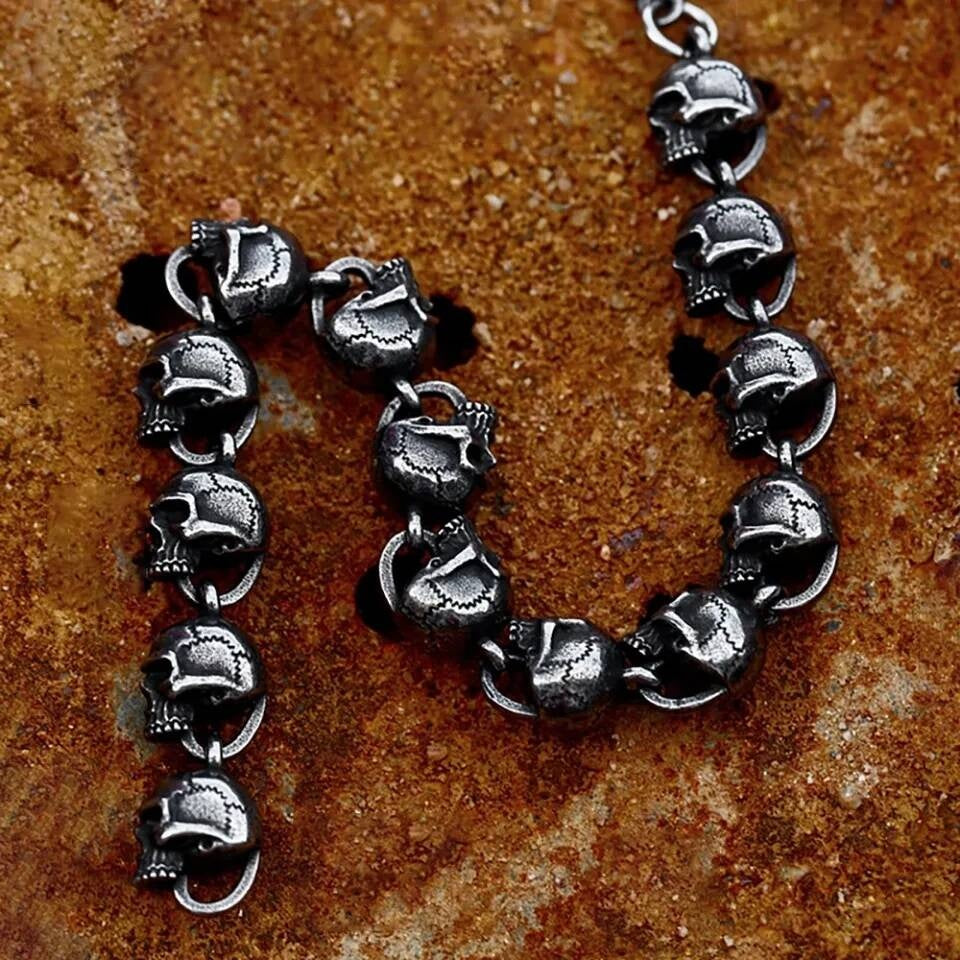 Gothic Skull Helmet Bracelet for Men Punk Rock Heavy Metal Chain Jewelry 316L Stainless Steel Biker Bracelet