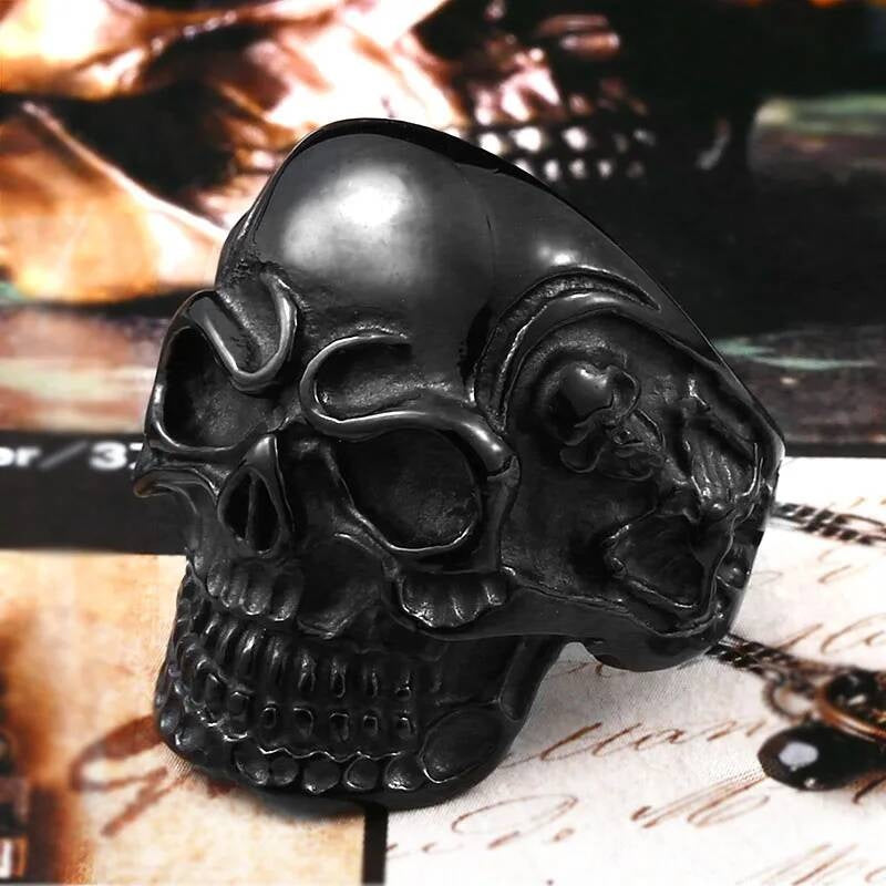 Skull Ring with Gold Skeleton Detail – Stainless Steel Gothic Jewelry black