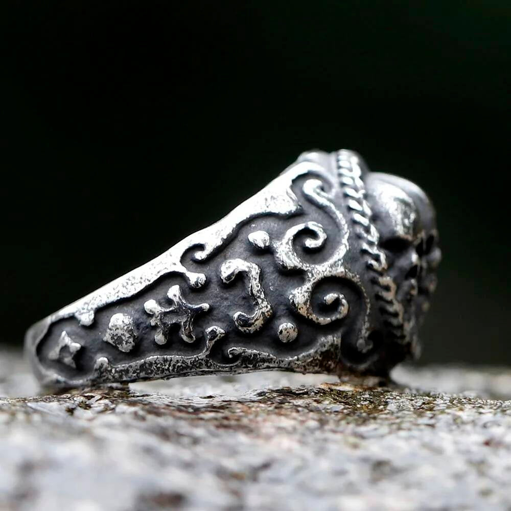 Domineering Skull Ring – 316L Stainless Steel Punk Biker Statement Band