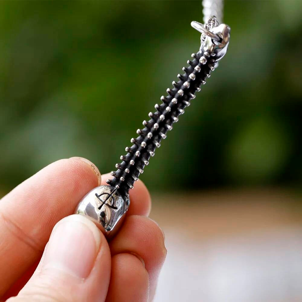 Skeleton Spine Pendant Necklace – Gothic Skull & Vertebrae Jewelry