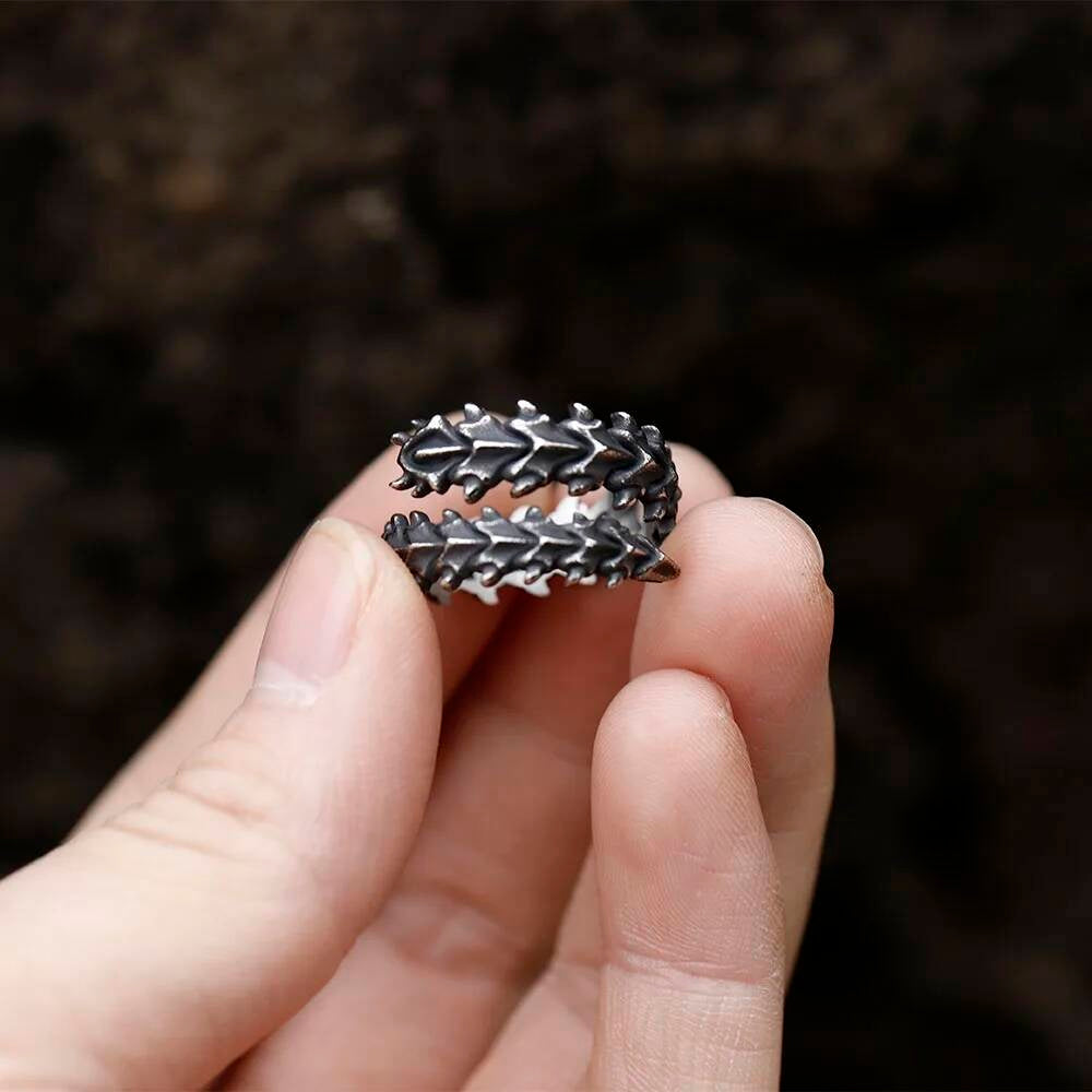 Vintage Gothic Motorcycle Skull Ring – 316L Stainless Steel Teens’ Statement Gift