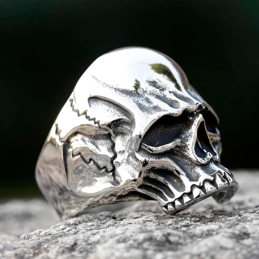 Vintage Gothic Black Skull Ring – 316L Stainless Steel Biker Statement Band