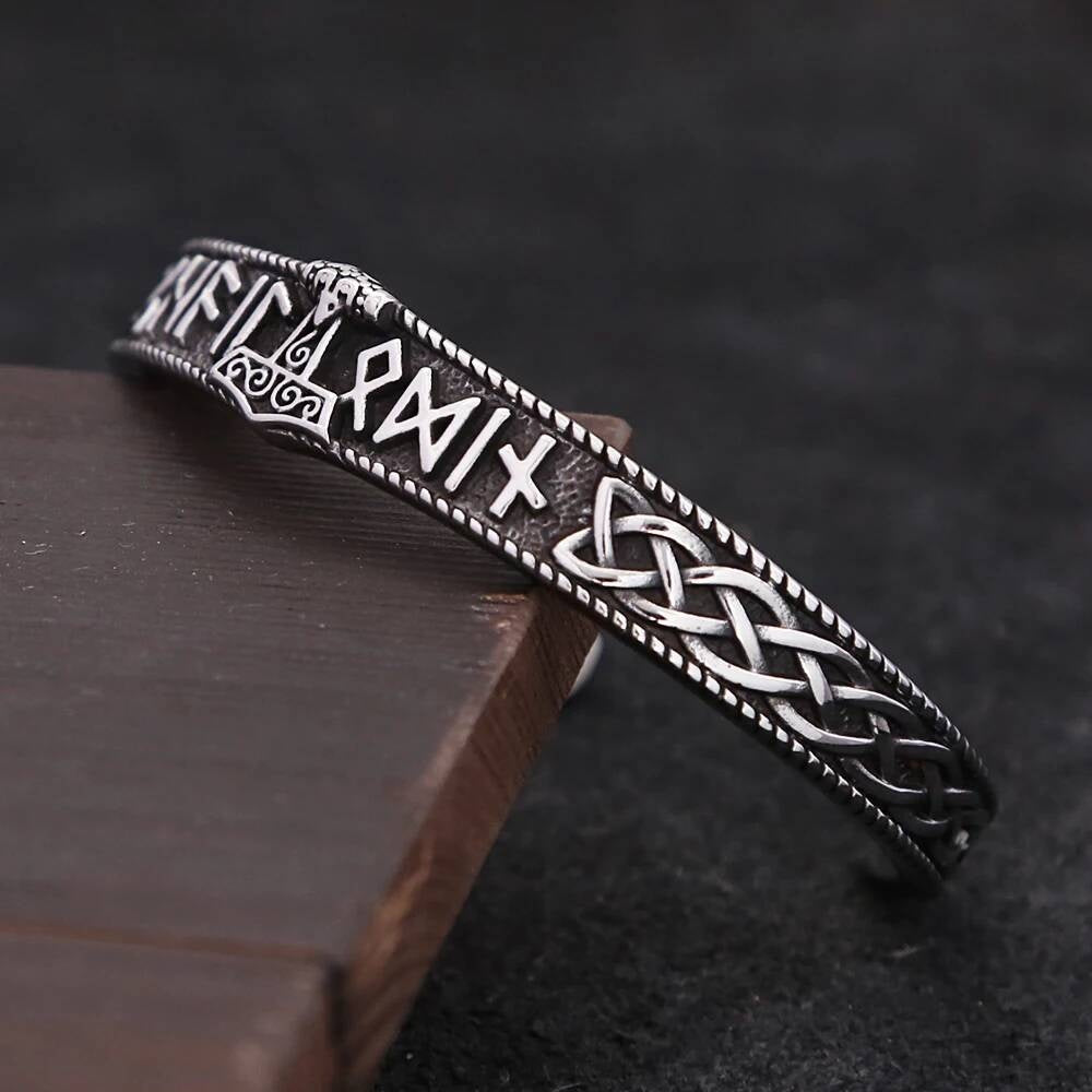 Viking Thor’s Hammer Rune Bracelet – Nordic Mjölnir Cuff