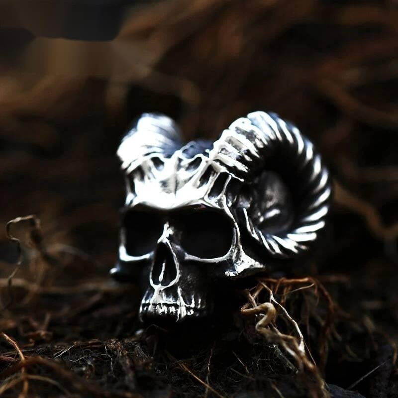 Domineering Goat Skull Ring – 316L Stainless Steel Gothic Statement Band