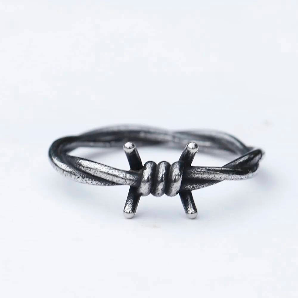 Retro Gothic Band Ring – 316L Stainless Steel Unisex Punk Biker Jewelry