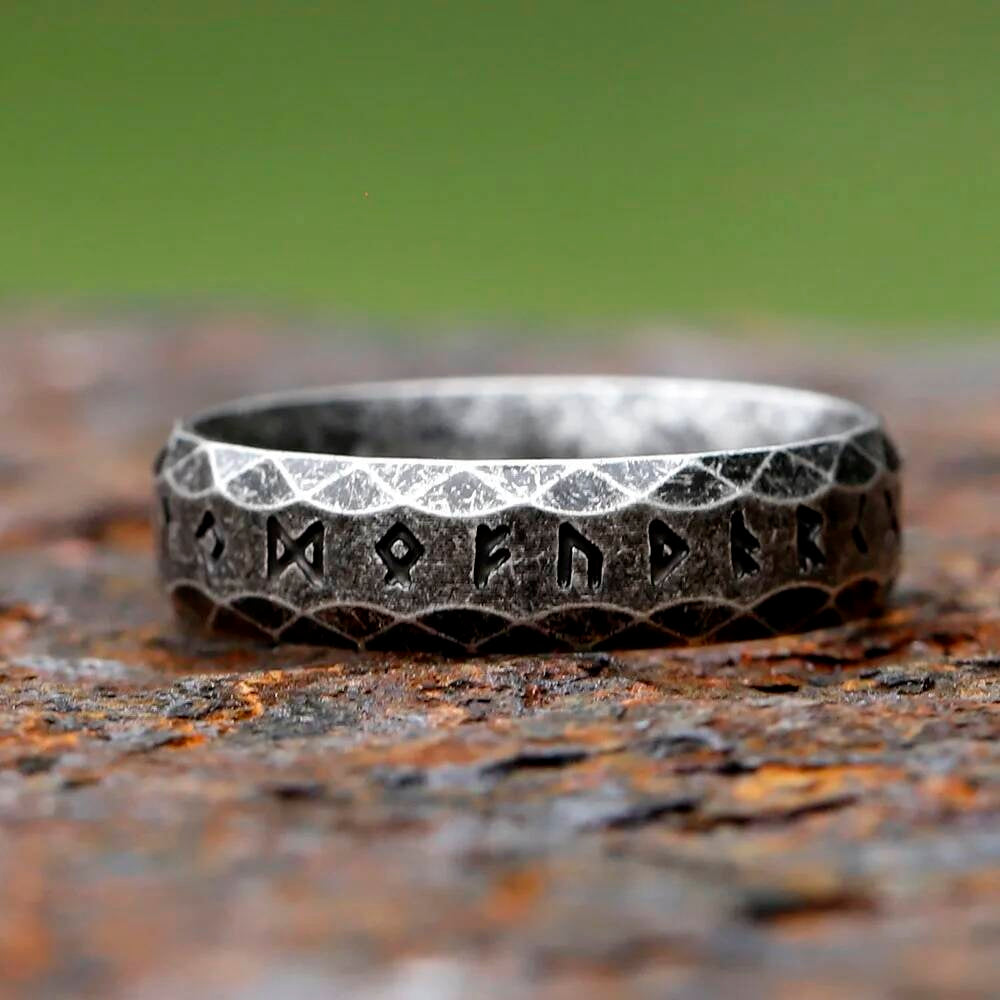 6 mm Vintage Viking Rune Ring – 316L Stainless Steel Norse Amulet (Unisex)