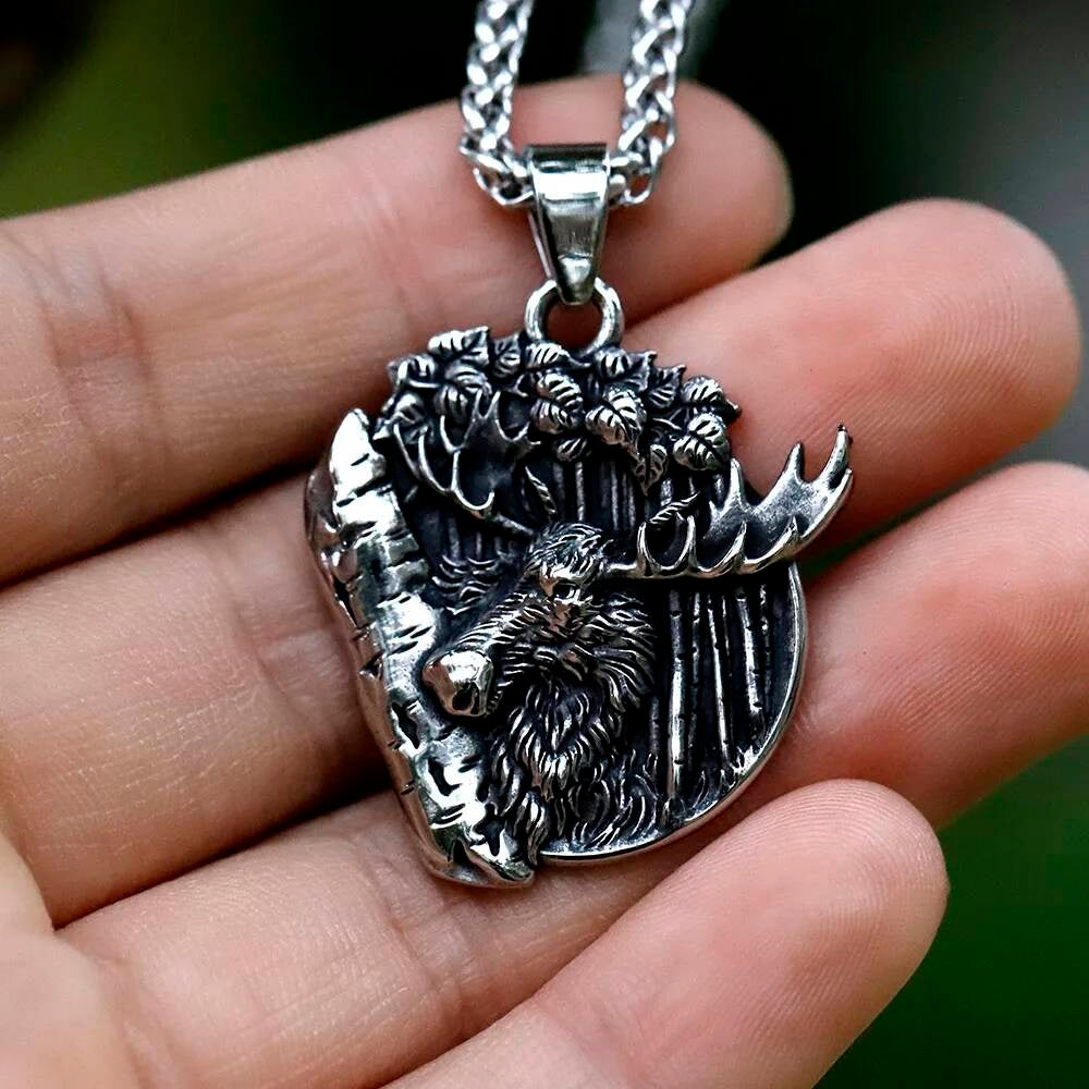 Moose Forest Pendant Necklace – Silver Wildlife Amulet