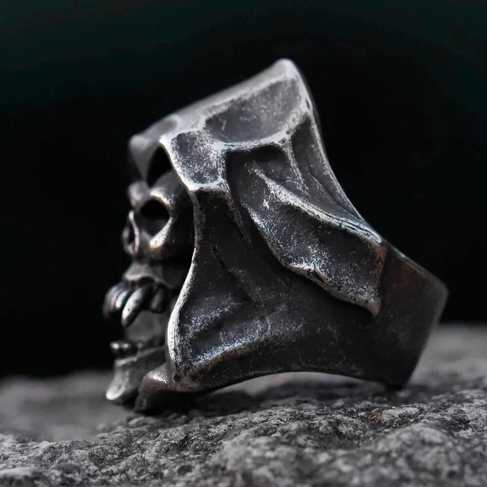 Vintage Punk Skull Ring – 316L Stainless Steel Hip-Hop Statement Band