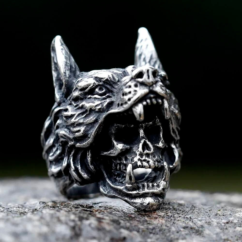 Wolf Skull Ring – Gothic Stainless Steel Biker Jewelry for Men