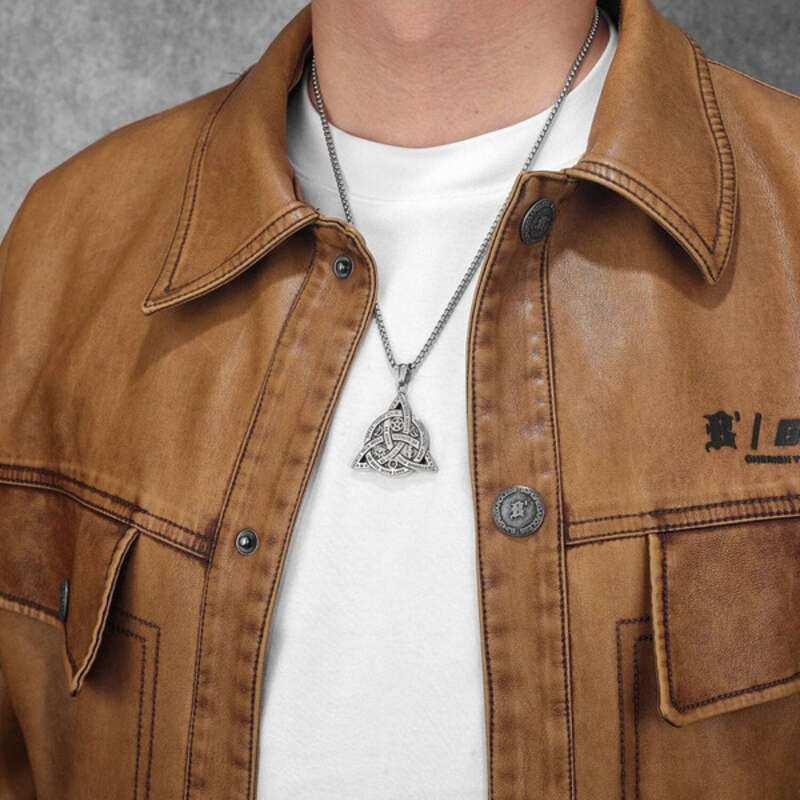Celtic Triquetra Blessing Pendant – 316L Stainless Steel Trinity Knot Necklace
