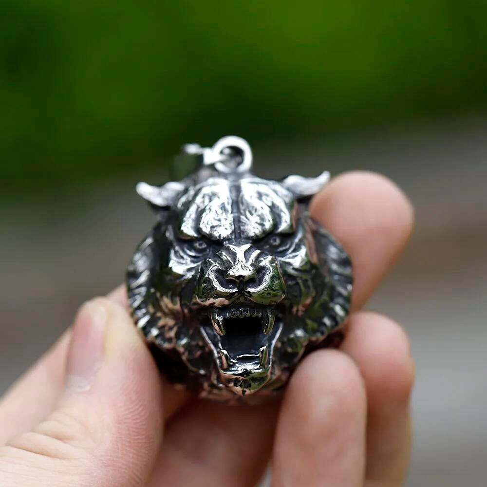 Tiger Head Pendant Necklace – Fierce Stainless Steel Animal Jewelry
