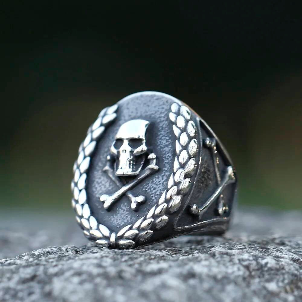 Caarium Skull Band Ring - Gothic Stainless Steel Biker Punk Jewelry Gift