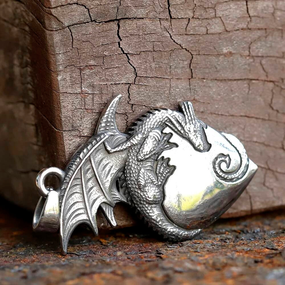 Dragon Heart Pendant Necklace – Mythical Gothic Stainless Steel Jewelry