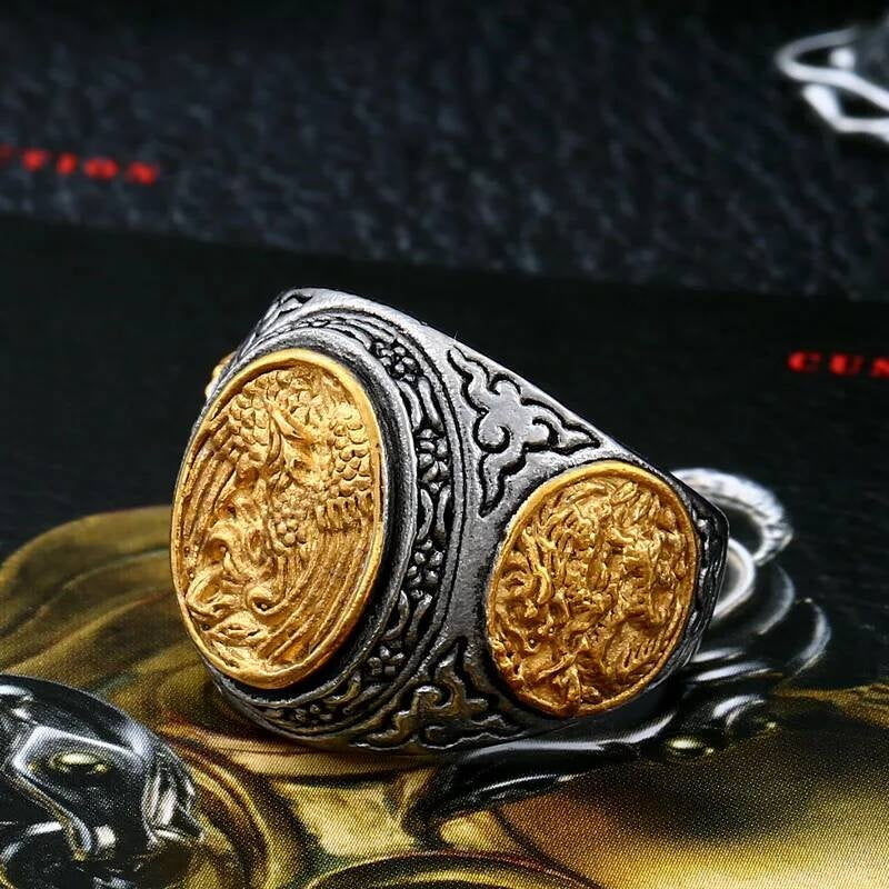 Gold Medallion Signet Ring – Stainless Steel Vintage Royal Gothic Jewelry