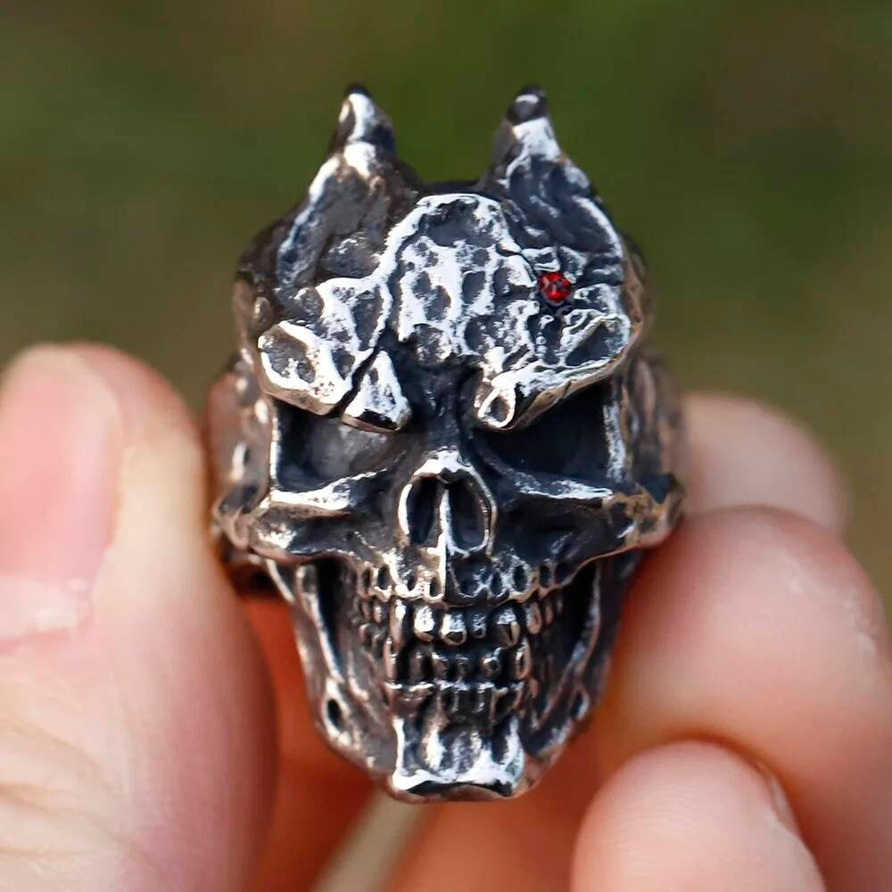Vintage Punk Skull Ring – 316L Stainless Steel Biker Statement Band