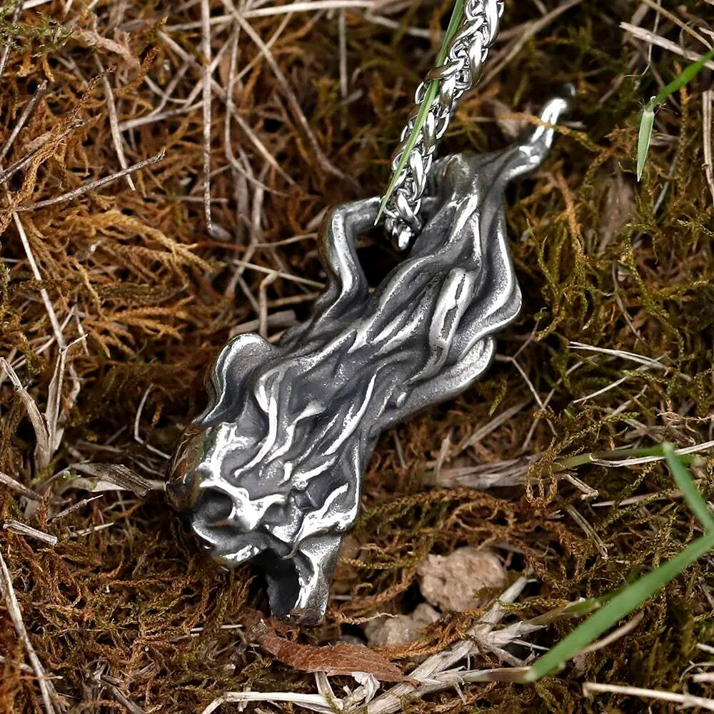 Flame Design Pendant – Symbol of Power and Resilience