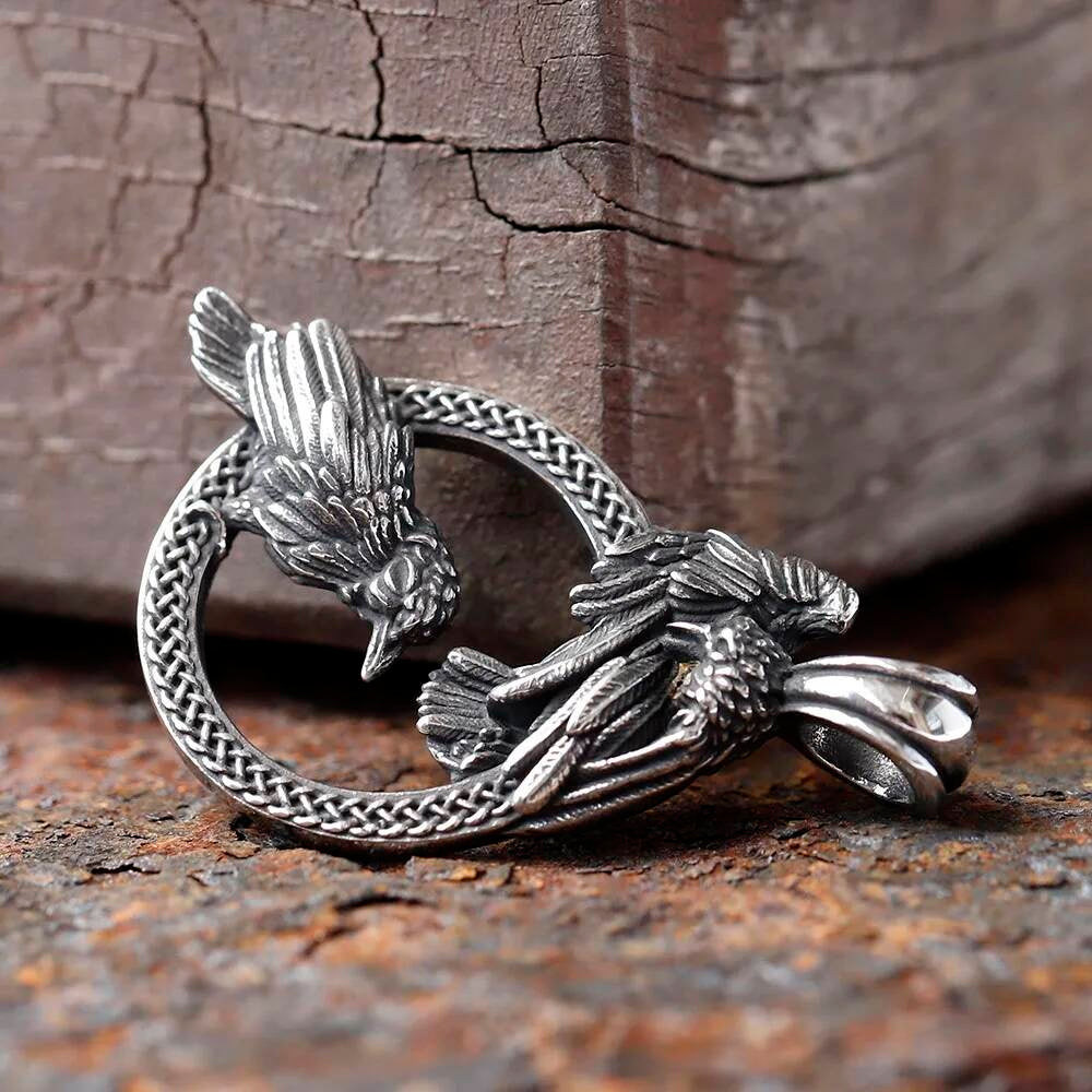 Bird Circle Pendant Necklace – Silver Nature Jewelry