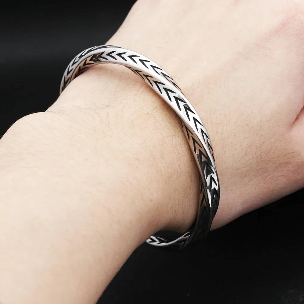 Viking Arrow Pattern Bracelet – Nordic Stainless Steel Cuff
