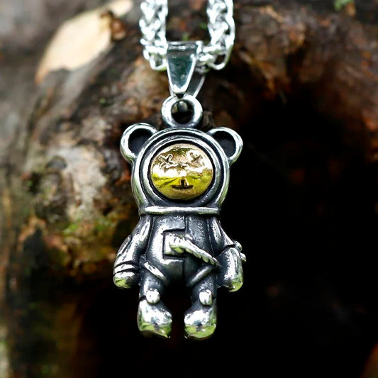 Bear Astronaut Pendant – Space Adventure with a Cute Twist