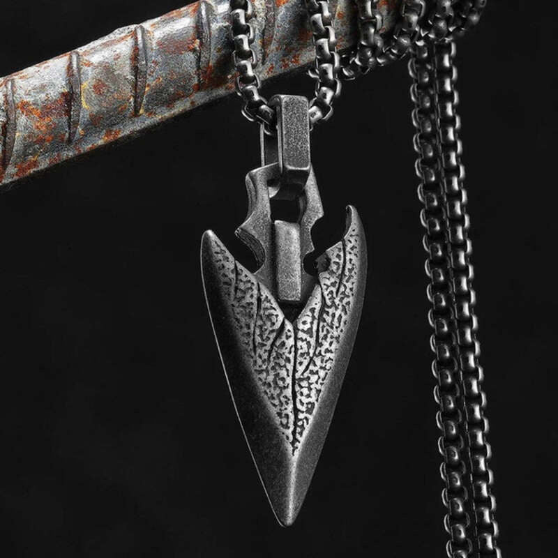Arrowhead Pendant Necklace, Dark Tribal-Inspired Jewelry with Intricate Detailing