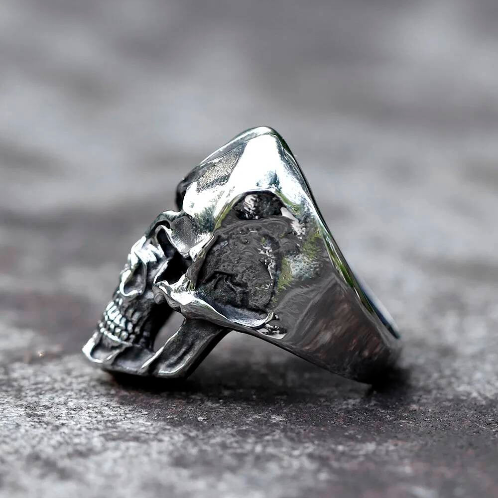 3D Skull Ring in Stainless Steel – Gothic Biker Rocker Statement Jewelry