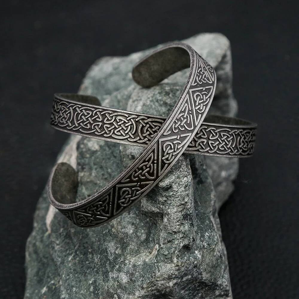 Celtic Knot Bracelet – Norse Pagan Stainless Steel Cuff Bangle