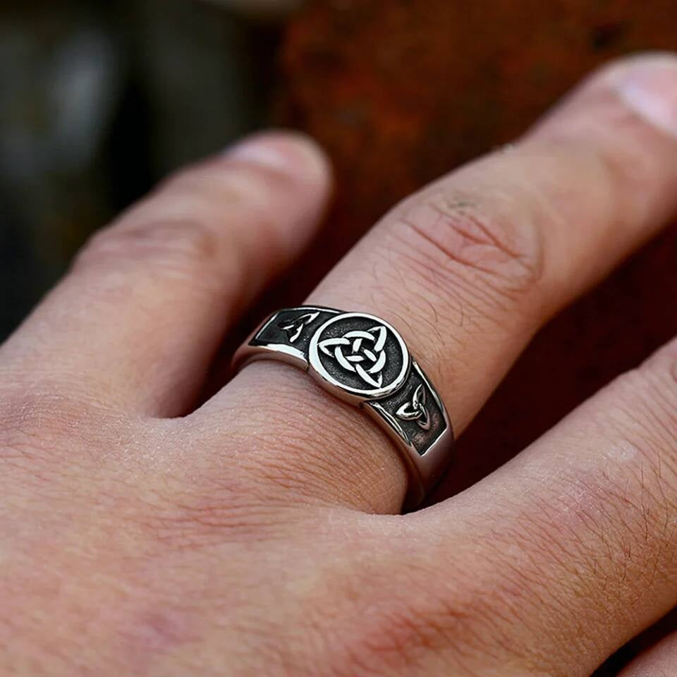 Viking Valknut Ring – 316L Stainless Steel Eternal Warrior Amulet Band