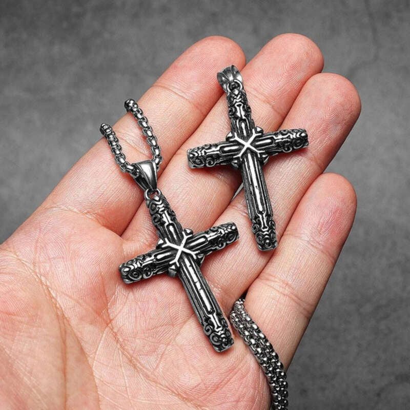 316L Stainless Steel Engraved Gothic Cross Pendant Necklace for Men