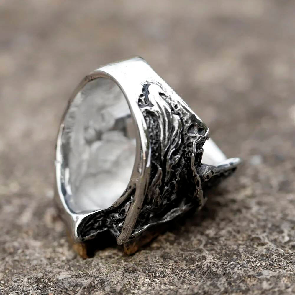 Lightning Skull Ring – 316L Stainless Steel Gothic Punk Statement Band