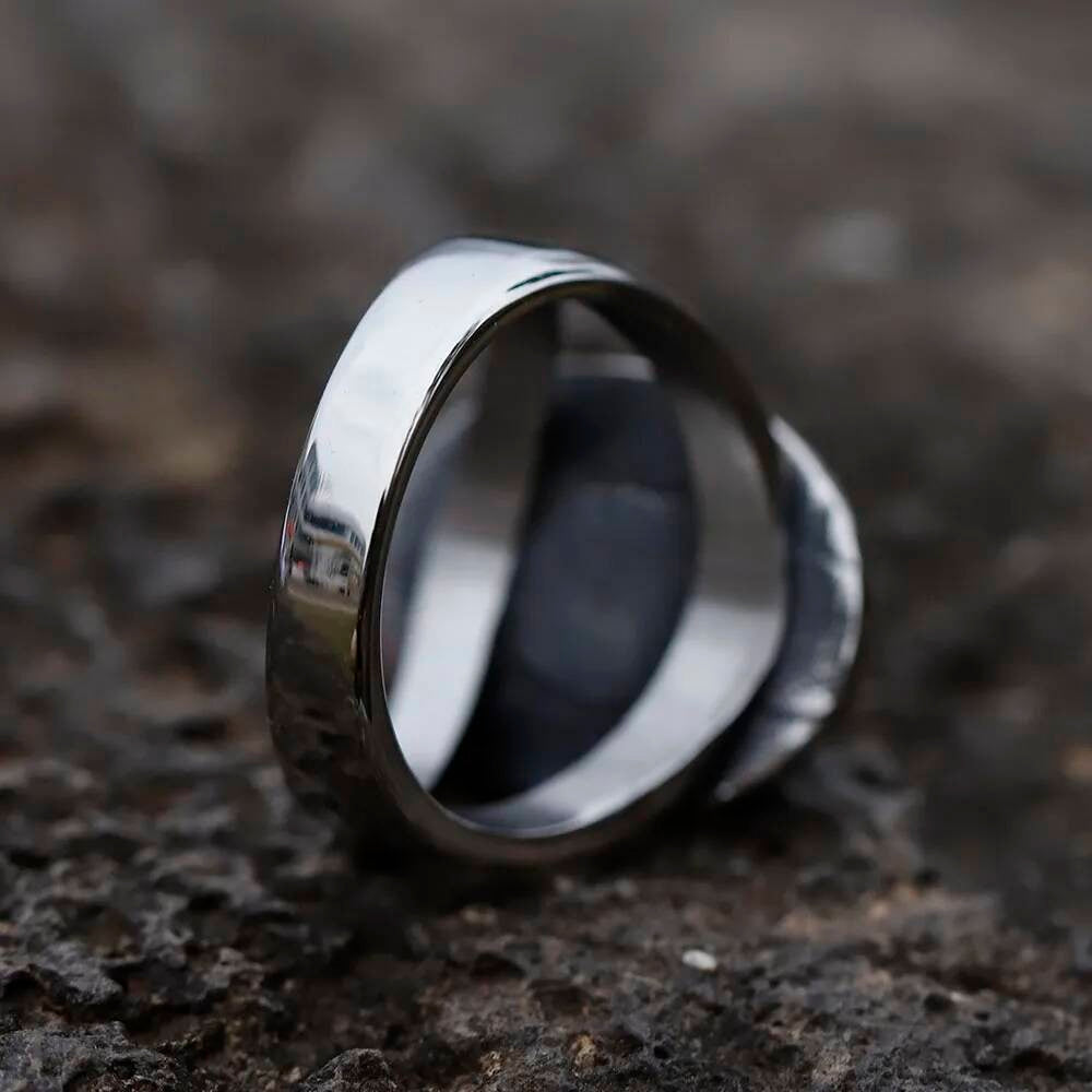 Vampire Skull Ring – 316L Stainless Steel Gothic Biker Statement Band