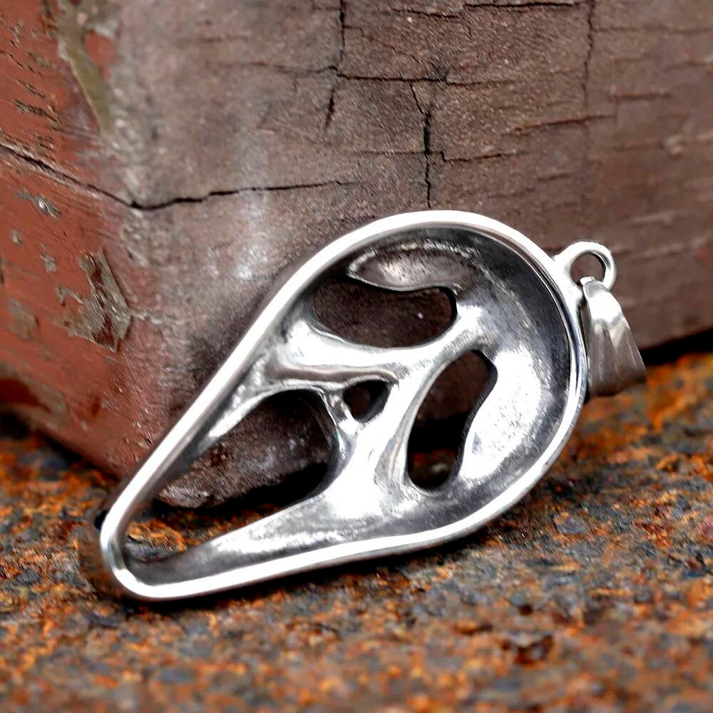 Scream Mask Pendant Necklace - Stainless Steel Ghostface Necklace for Horror Fans
