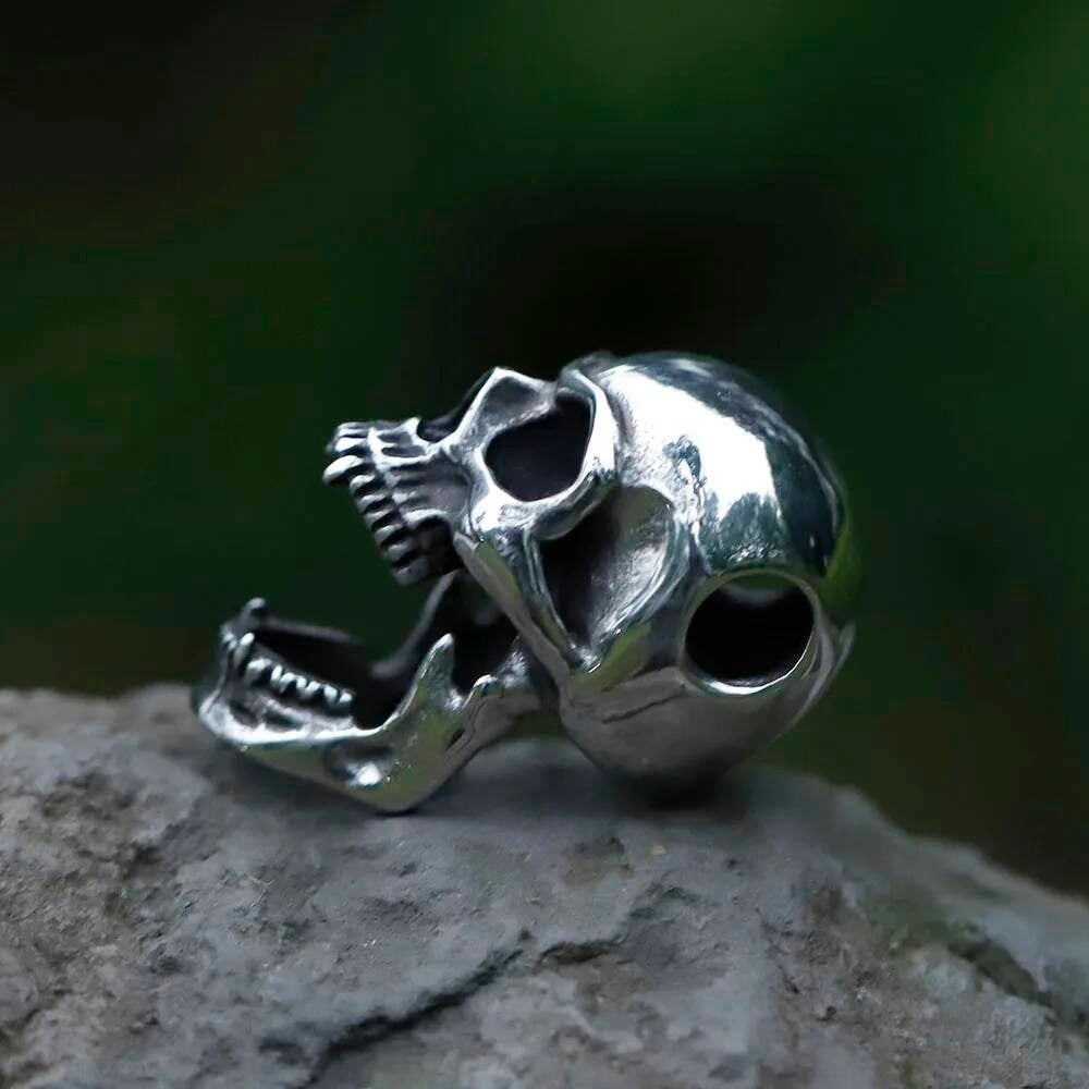Open Skull Pendant – A Fierce Symbol of Power and Rebellion