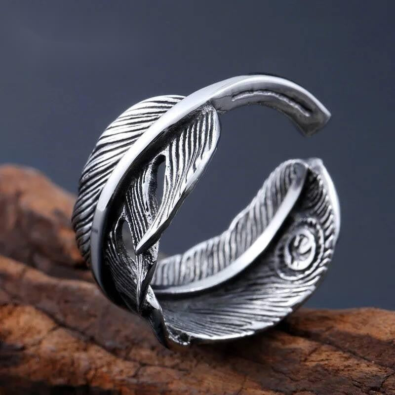 Eagle Feather Ring - Stainless Steel Nature-Inspired Jewelry for Men & Women