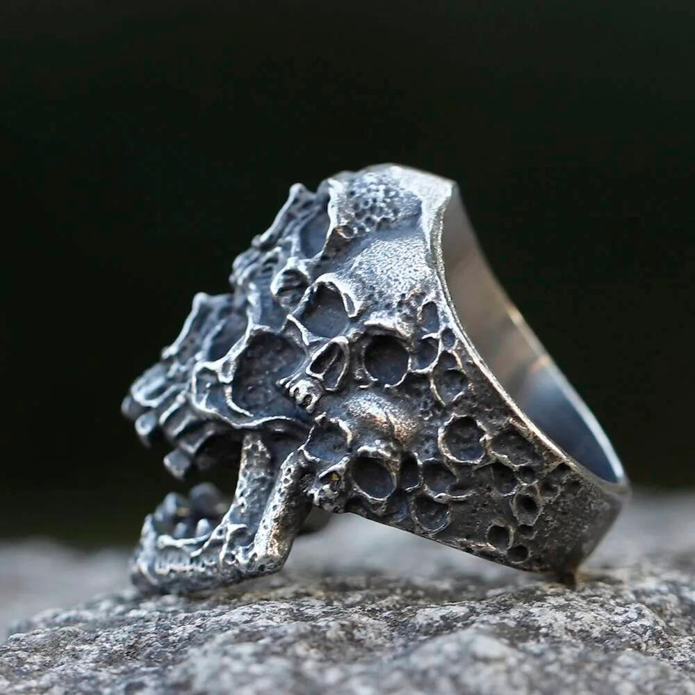 Double Skull Horn Ring - Heavy Stainless Steel Gothic Demon Jewelry