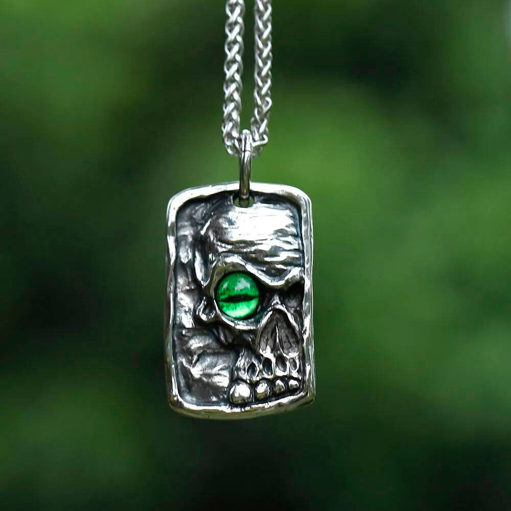 Skull Pendant with Green Eye – Stainless Steel Dark and Mysterious Design