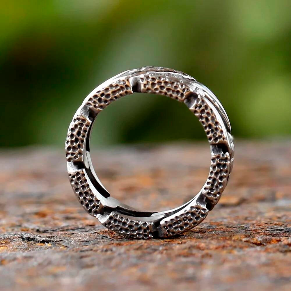 Gothic Chain Link Ring - Stainless Steel Unisex Punk Biker Jewelry