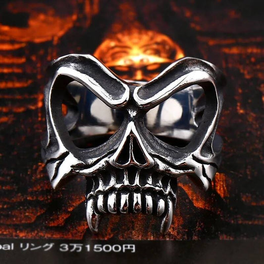 Evil Vampire Skull Ring – 316L Stainless Steel Gothic Statement Band